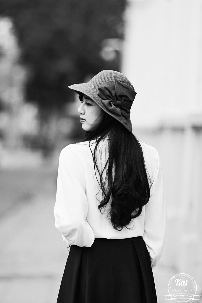 18岁大学生免费观看电视剧
